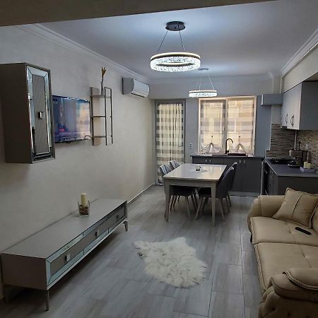 Luxury Apartament Bacovia Bákó Kültér fotó