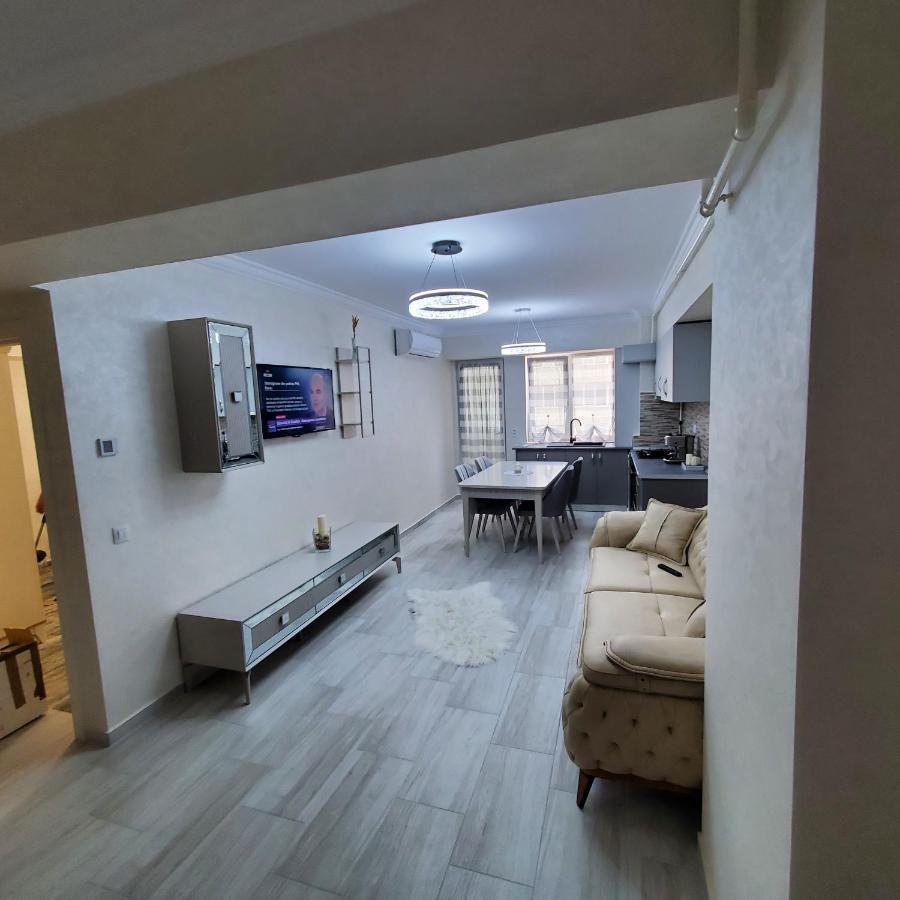 Luxury Apartament Bacovia Bákó Kültér fotó
